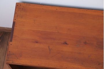 レトロ家具　昭和レトロ　気泡ガラス入り!小振りなアンティーク戸棚(キャビネット・収納棚)