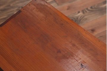 レトロ家具　昭和レトロ　気泡ガラス入り!小振りなアンティーク戸棚(キャビネット・収納棚)