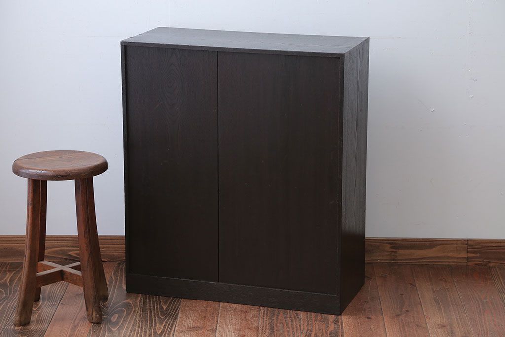 アンティーク家具　アンティーク　飾り棚付き!前面桑材の上品な収納棚