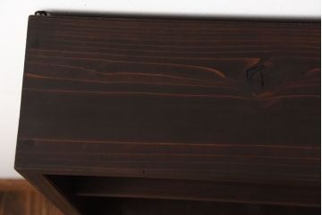 アンティーク家具　和製アンティーク　古い無垢材とブリキ板の壁掛けマス目収納棚(3)