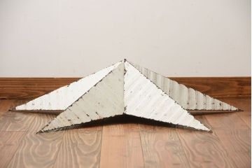 アンティーク雑貨　アメリカビンテージ　特大サイズ!古いアイアン製の大きな壁掛け星形ブリキオーナメント