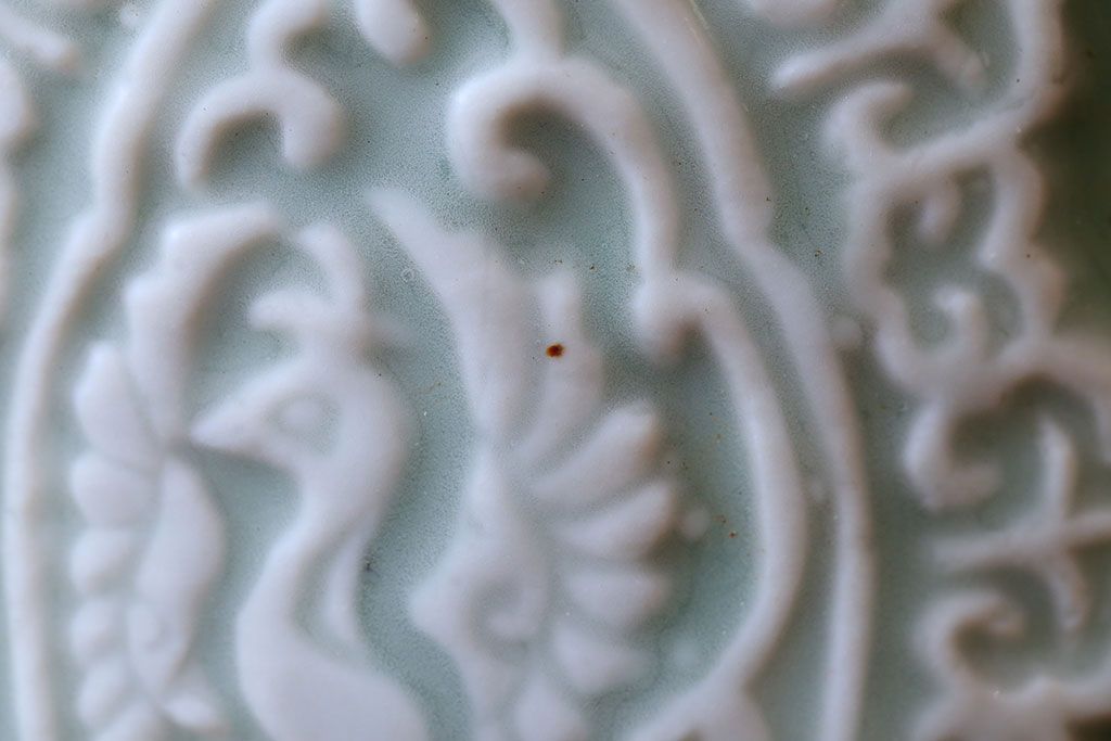 アンティーク雑貨　古民具・骨董　祖洞園池勝製・古い陽刻青磁植木鉢(2)