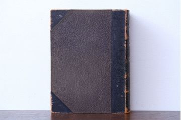 アンティーク雑貨　アンティーク　1899年古い洋書8冊セット(古書・アトリエ)