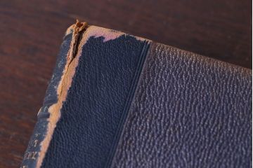 アンティーク雑貨　アンティーク　1899年古い洋書8冊セット(古書・アトリエ)