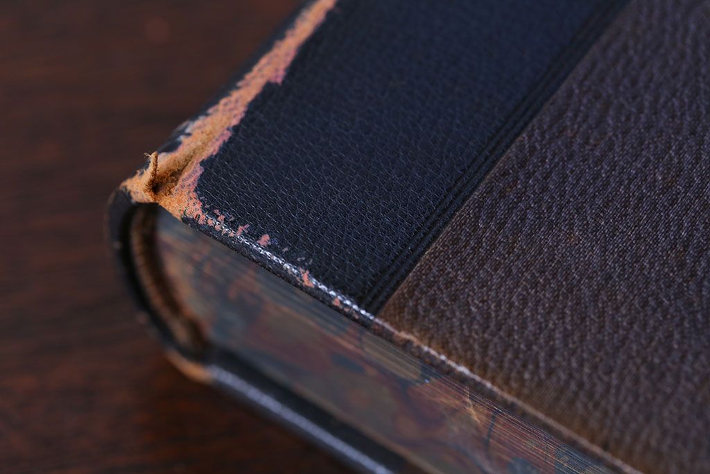 アンティーク雑貨　アンティーク　1899年古い洋書8冊セット(古書・アトリエ)