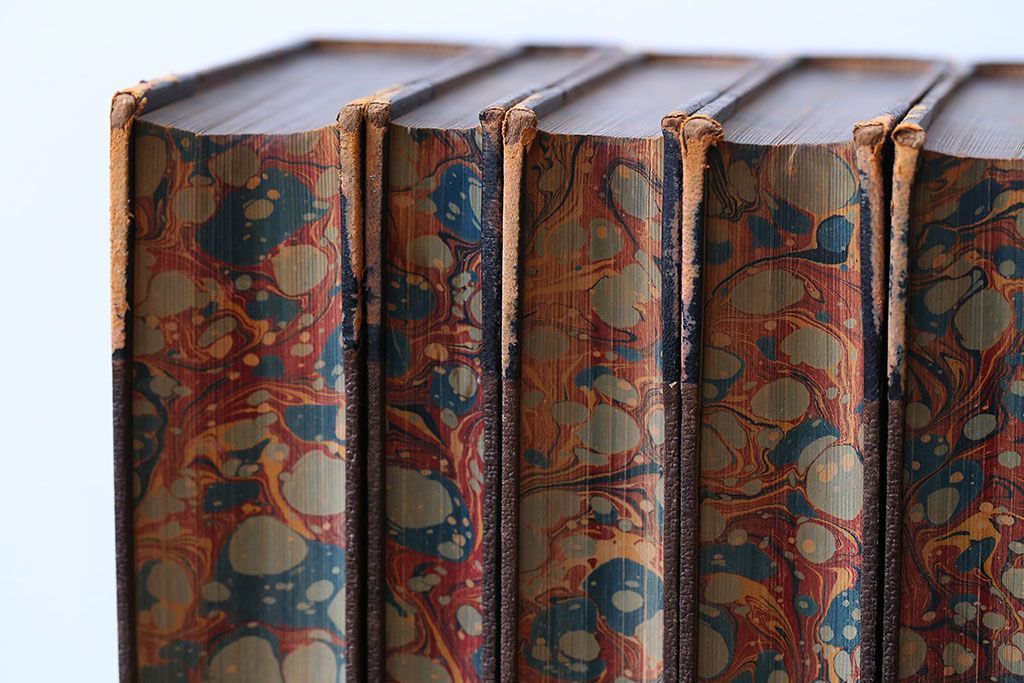 アンティーク雑貨　アンティーク　1899年古い洋書8冊セット(古書・アトリエ)