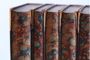 アンティーク雑貨　アンティーク　1899年古い洋書8冊セット(古書・アトリエ)