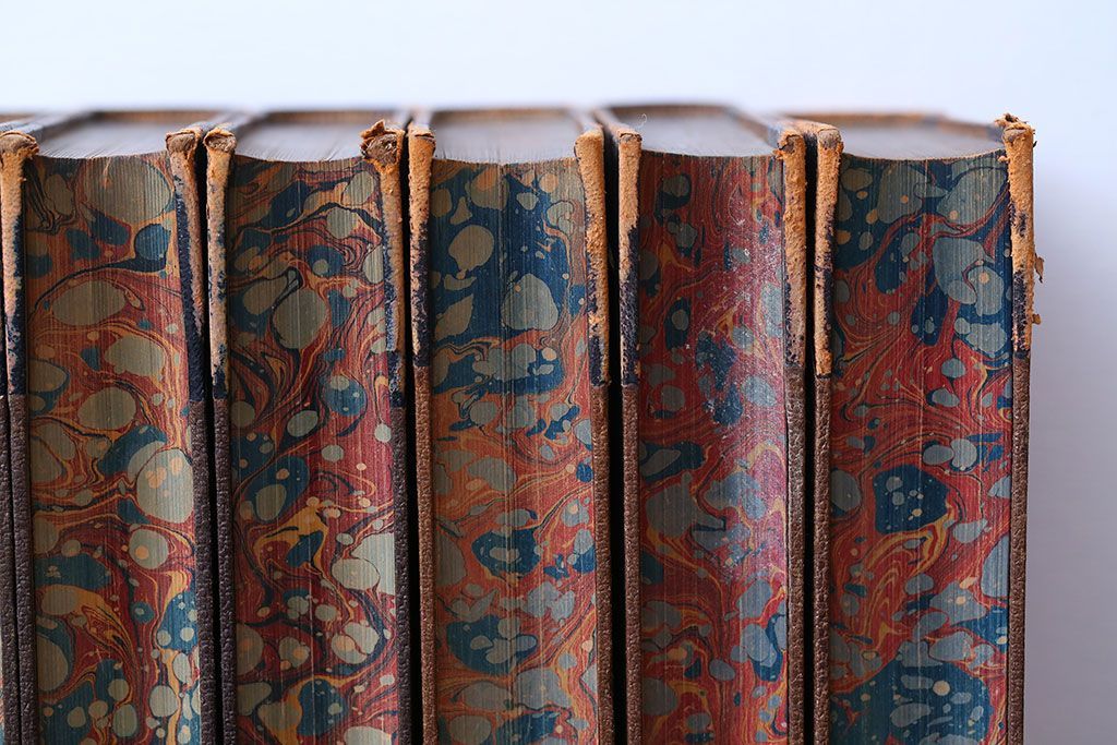 アンティーク雑貨　アンティーク　1899年古い洋書8冊セット(古書・アトリエ)