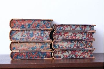 アンティーク雑貨　アンティーク　1899年古い洋書8冊セット(古書・アトリエ)