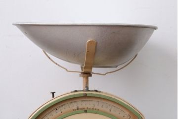 アンティーク雑貨　イギリスアンティーク　SALTER(ソルター)のキッチンスケール(はかり)