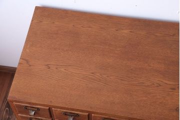 レトロ家具　昭和レトロ　ネームプレート付き!古い木製の脚付きドロワー(引き出し)