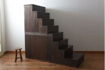 アンティーク家具　古民具・骨董　古い和製アンティーク階段箪笥