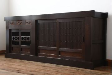 アンティーク家具　古民具・骨董　古い水屋箪笥ローボード(リビングボード、テレビボード、テレビ台、キャビネット、収納棚)(2)