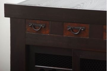 アンティーク家具　古民具・骨董　古い水屋箪笥ローボード(リビングボード、テレビボード、テレビ台、キャビネット、収納棚)(2)