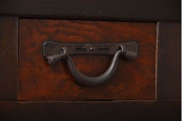 アンティーク家具　古民具・骨董　古い水屋箪笥ローボード(リビングボード、テレビボード、テレビ台、キャビネット、収納棚)(2)