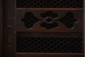 アンティーク家具　古民具・骨董　古い水屋箪笥ローボード(リビングボード、テレビボード、テレビ台、キャビネット、収納棚)(2)