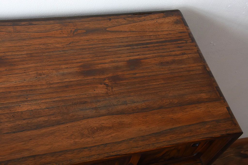 アンティーク家具　古民具・骨董　前面黒柿材!アンティークの高級重ね茶箪笥