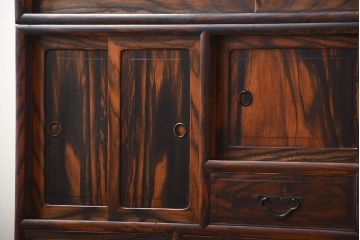 アンティーク家具　古民具・骨董　前面黒柿材!アンティークの高級重ね茶箪笥