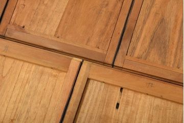 アンティーク家具　古民具・骨董　前面黒柿材!アンティークの高級重ね茶箪笥