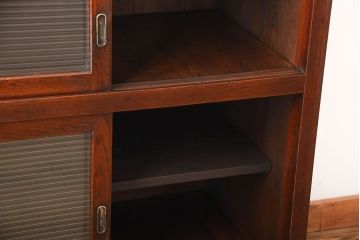 アンティーク家具　和製アンティーク　モールガラス入り!前面欅材の鉄脚付き収納棚(2)