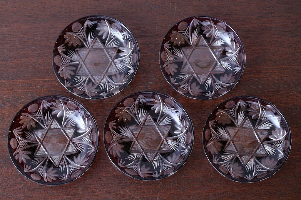 アンティーク雑貨　大正〜昭和初期・赤切子ガラス皿6枚セット(氷コップ)