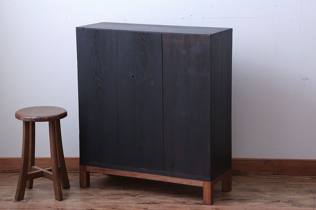 アンティーク家具　アンティークペイント　ネームプレート付き17杯ドロワー(引き出し・チェスト)