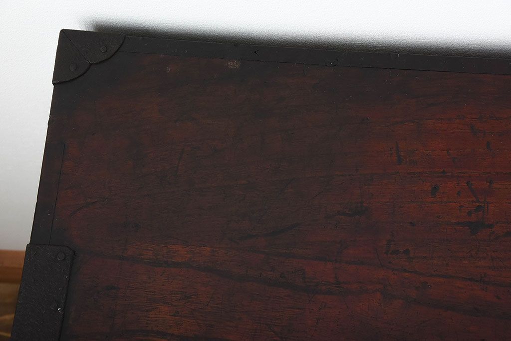 アンティーク家具　古民具・骨董　江戸時代　木の質感が味わい深い小箪笥