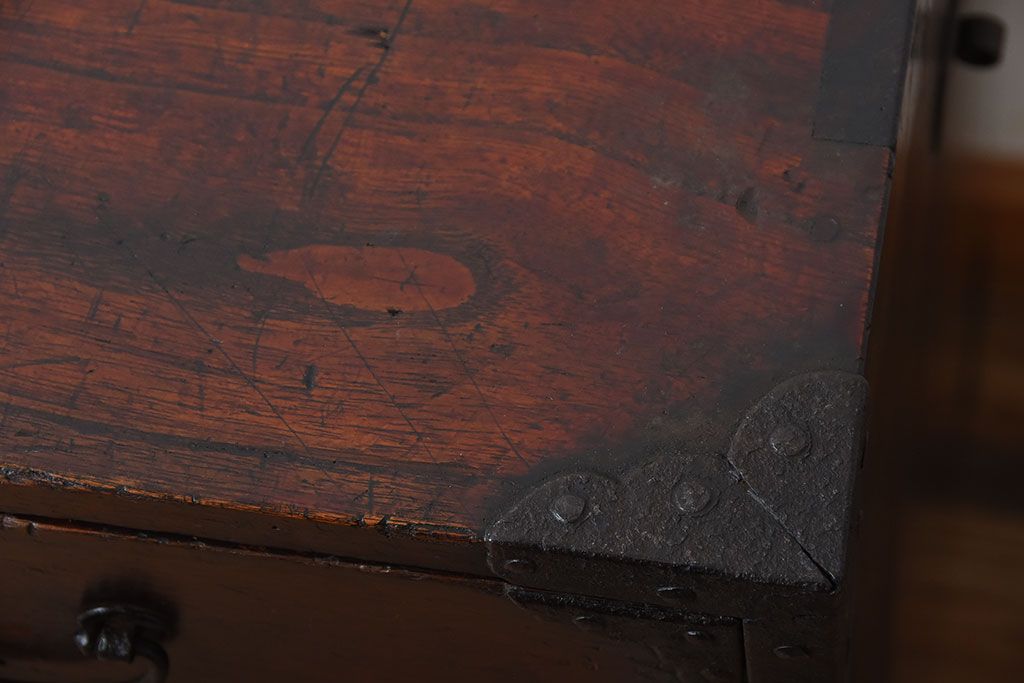 アンティーク家具　古民具・骨董　江戸時代　木の質感が味わい深い小箪笥