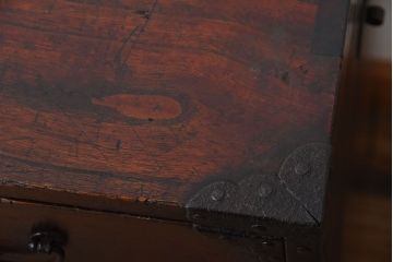 アンティーク家具　古民具・骨董　江戸時代　木の質感が味わい深い小箪笥