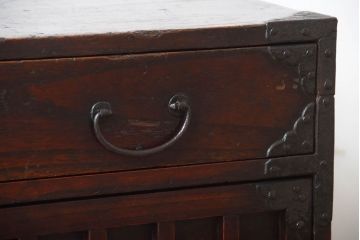 アンティーク家具　古民具・骨董　江戸時代　木の質感が味わい深い小箪笥