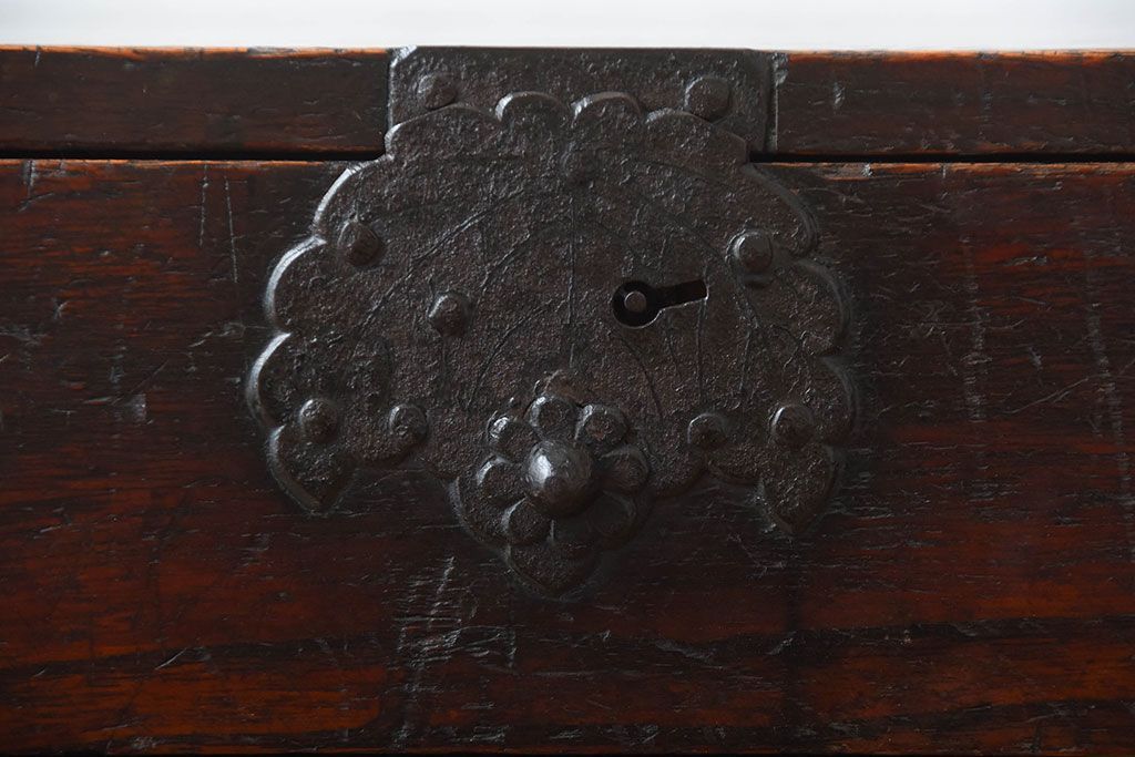 アンティーク家具　古民具・骨董　江戸時代　木の質感が味わい深い小箪笥