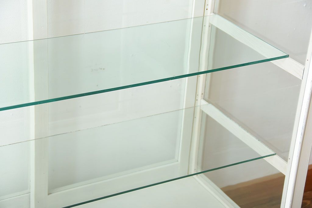 アンティーク家具　アンティークペイント　脚付き!小ぶりなガラスケース