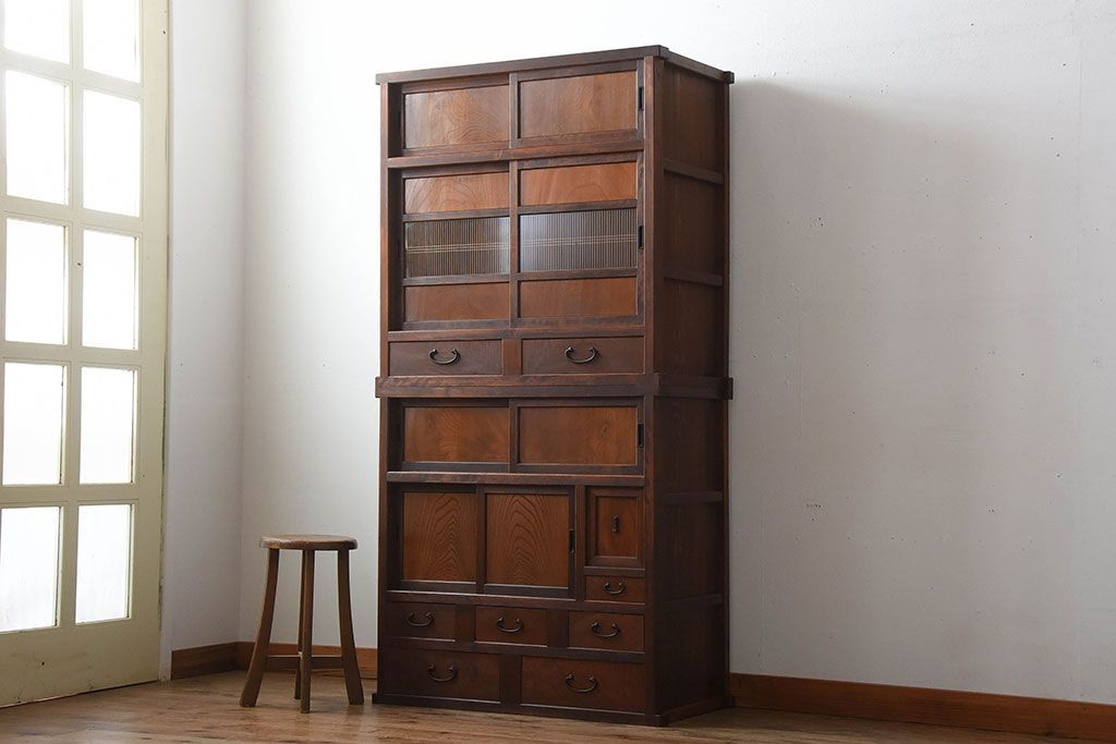 古民具・骨董　美品!上品なアンティーク重ね水屋箪笥