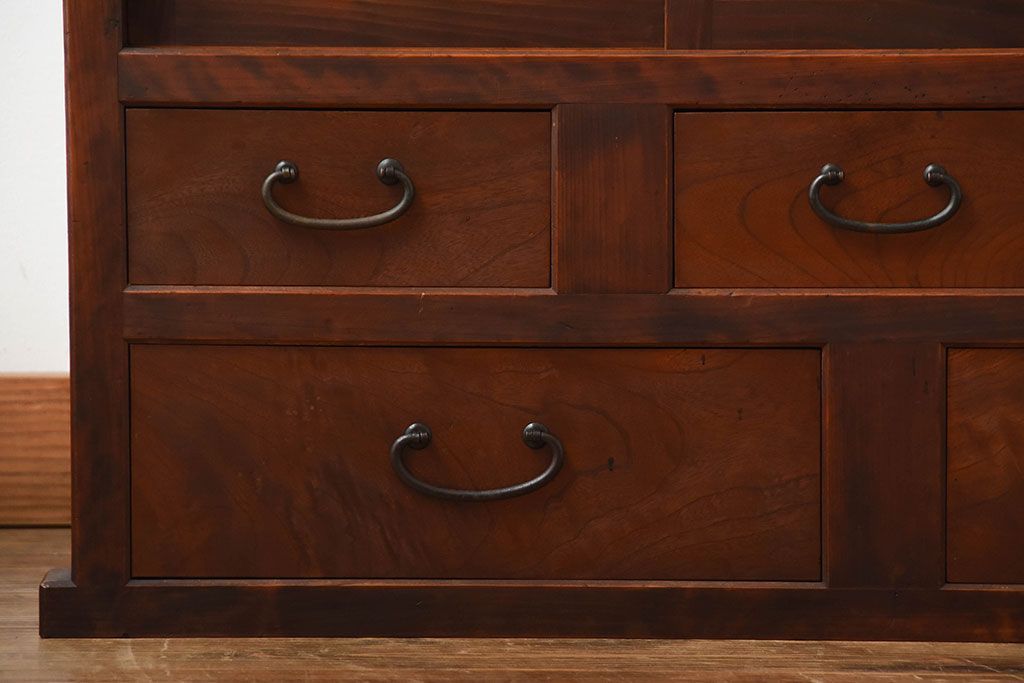 古民具・骨董　美品!上品なアンティーク重ね水屋箪笥