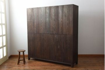アンティーク家具　和製アンティーク　前面栗材!モールガラス入りの脚付きアンティーク重ね収納棚