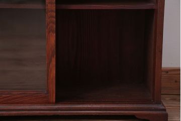 アンティーク家具　古民具・骨董　古い栓材の小ぶりな高級アンティーク収納棚(1)