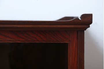 アンティーク家具　古民具・骨董　古い栓材の小ぶりな高級アンティーク収納棚(2)