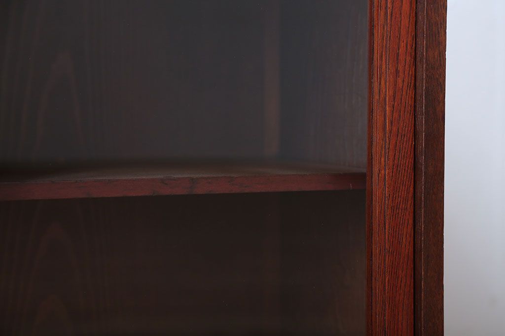 アンティーク家具　古民具・骨董　古い栓材の小ぶりな高級アンティーク収納棚(2)