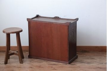 アンティーク家具　古民具・骨董　古い栓材の小ぶりな高級アンティーク収納棚(2)
