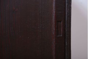 アンティーク家具　古民具・骨董　細かく仕切りがついた和製アンティーク引き戸収納棚