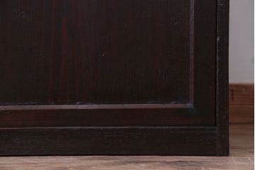 アンティーク家具　古民具・骨董　細かく仕切りがついた和製アンティーク引き戸収納棚