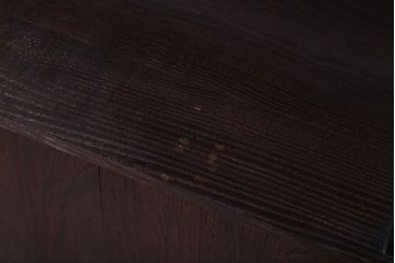 アンティーク家具　古民具・骨董　高級品!古い栗材の和風な引き戸付き飾り棚