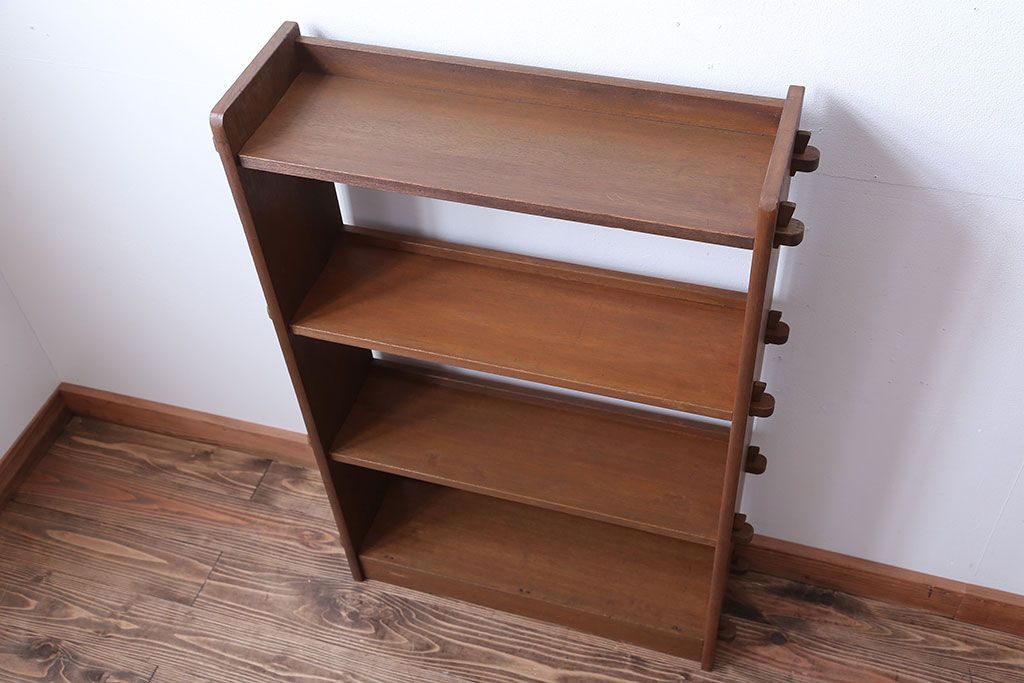 レトロ家具　昭和レトロ　シンプルでおしゃれな楔(くさび)式本棚