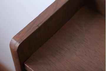 レトロ家具　昭和レトロ　シンプルでおしゃれな楔(くさび)式本棚