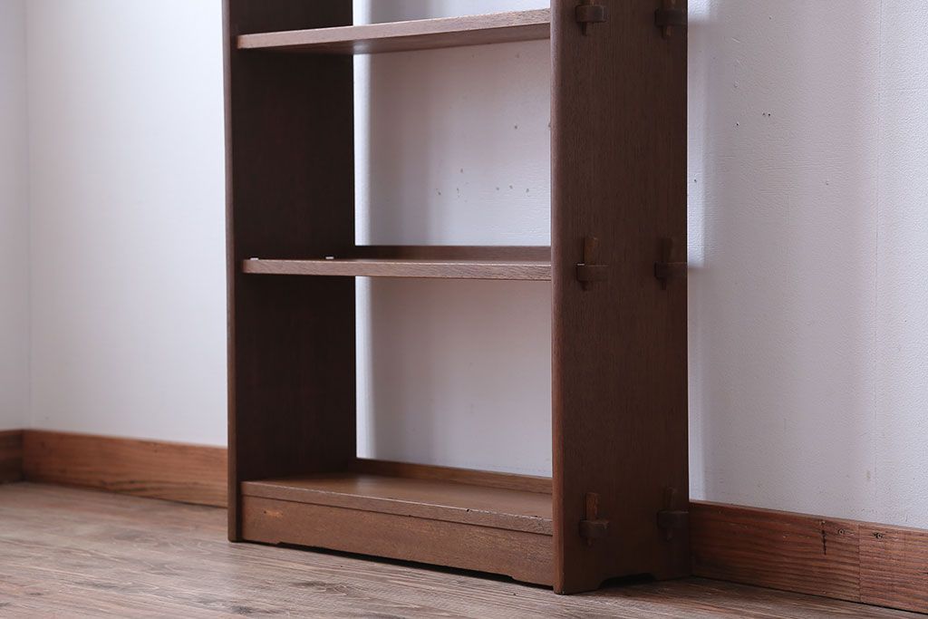 レトロ家具　昭和レトロ　シンプルでおしゃれな楔(くさび)式本棚