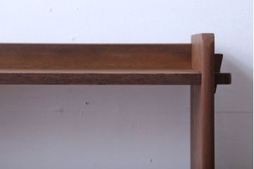 レトロ家具　昭和レトロ　シンプルでおしゃれな楔(くさび)式本棚