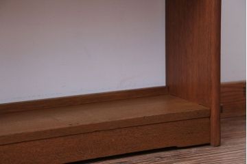 レトロ家具　昭和レトロ　シンプルでおしゃれな楔(くさび)式本棚