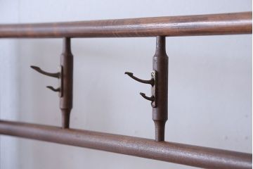 アンティーク雑貨　古民具・骨董　和モダンスタイル!古い木製のシンプルな衣桁