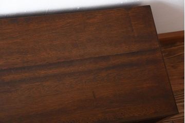 アンティーク家具　和製アンティーク　古い木の縦桟4枚引き戸ローボード