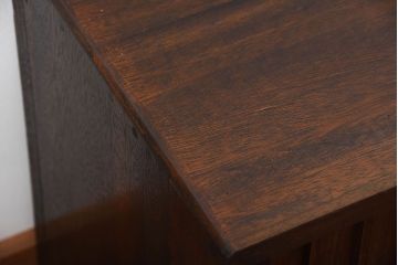 アンティーク家具　和製アンティーク　古い木の縦桟4枚引き戸ローボード